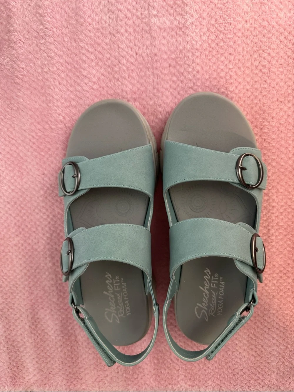 Skechers Relaxed Fit Sandals (7.5) - Picture 6 of 6